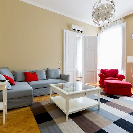 Bpm-Apartment Kiraly Budapest Bagian luar foto