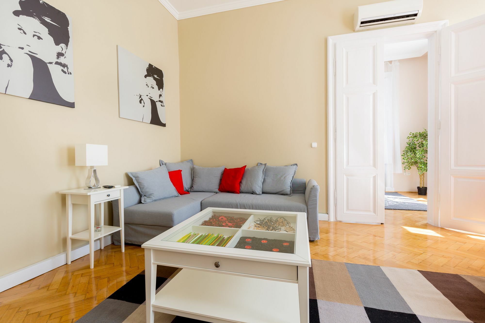 Bpm-Apartment Kiraly Budapest Bagian luar foto